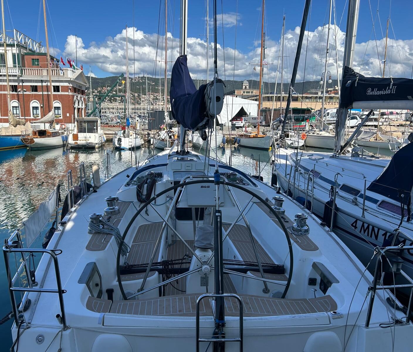 X-Yachts 43 Thalia poppa